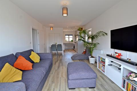 2 bedroom apartment for sale, Robin Close, Enfield EN2