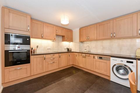 2 bedroom flat for sale, London E1