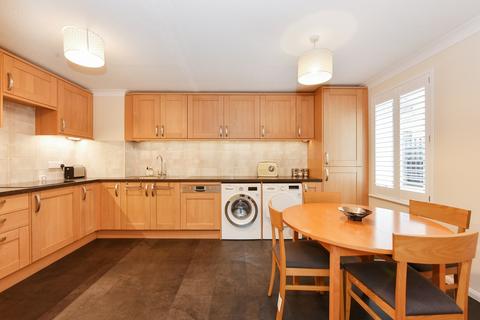 2 bedroom flat for sale, London E1