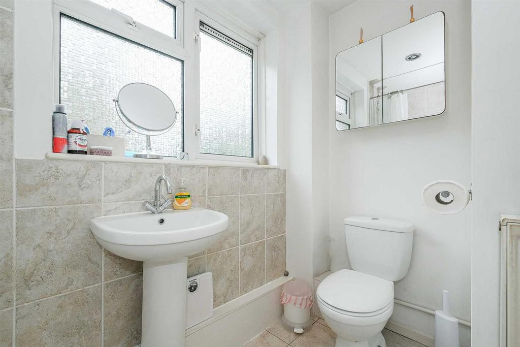 102 Gardner close-5.JPG