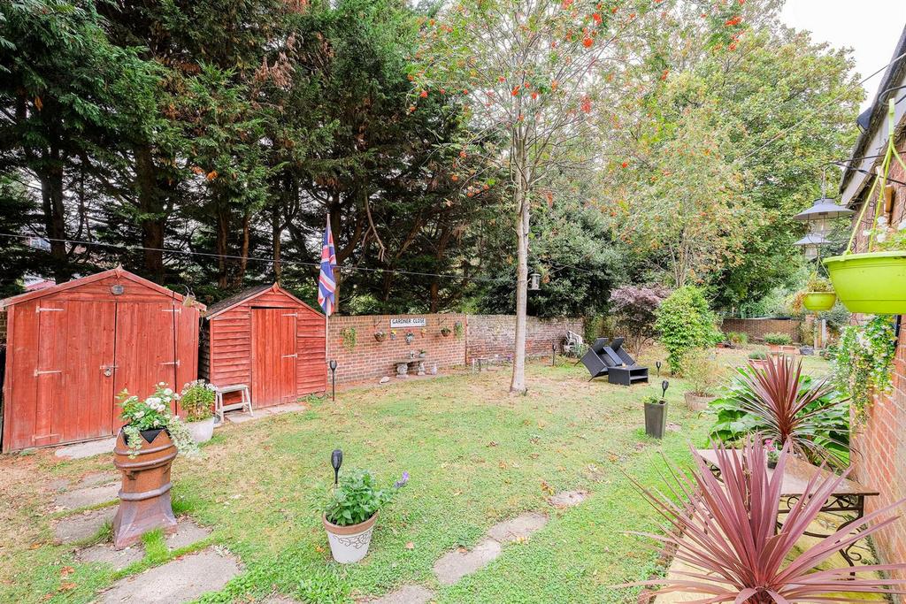 102 gardener close communal garden-3 web.jpg