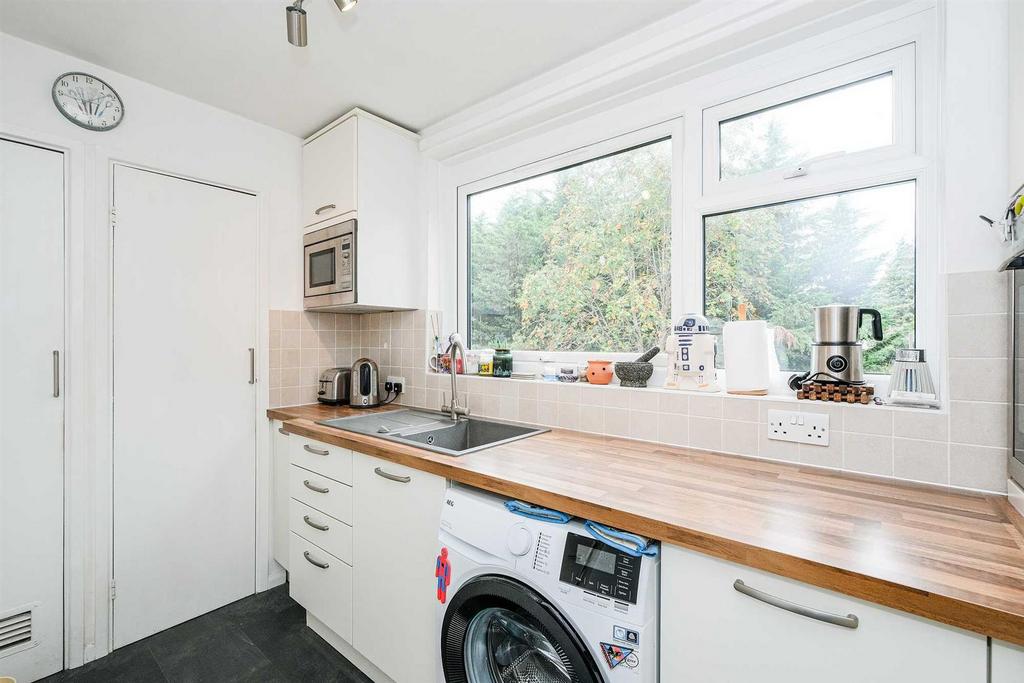 102 Gardner close-11.JPG