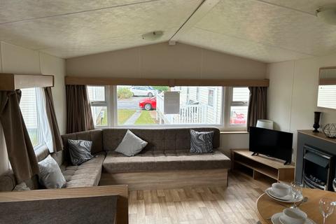 2 bedroom static caravan for sale, Sand le Mere Holiday Park