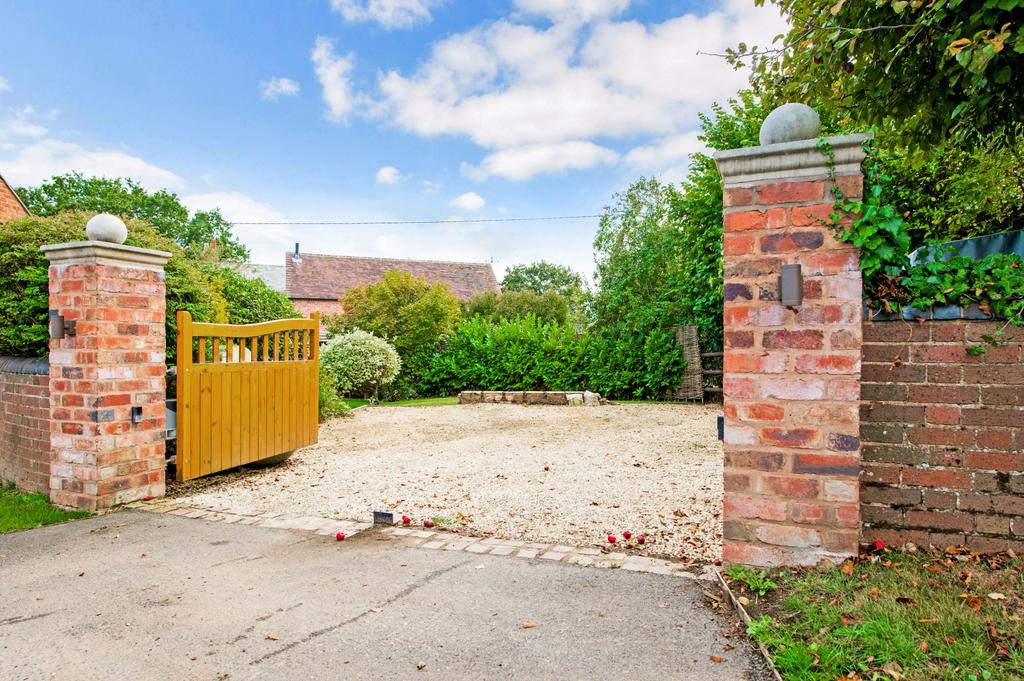 Gates and Driveway