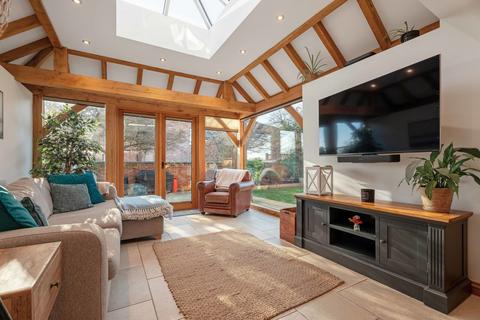 4 bedroom barn conversion for sale, Hallow, Worcester, Worcestershire