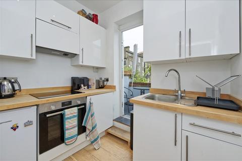 1 bedroom flat for sale, Shepherd's Bush W12