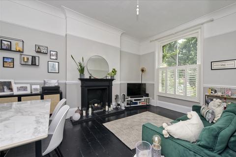 1 bedroom flat for sale, Shepherd's Bush W12