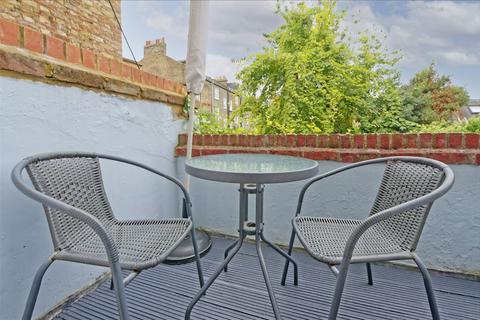 1 bedroom flat for sale, Shepherd's Bush W12