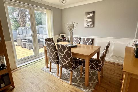 2 Eclipse Road, Alcester, B49 5EH