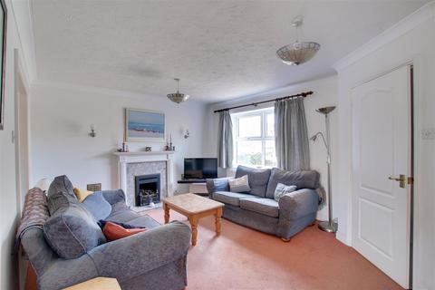 4 bedroom detached house for sale, Woodside Way, St. Ives