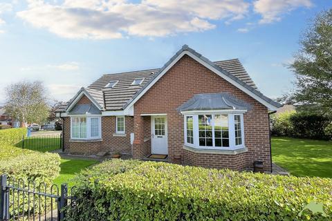 4 bedroom detached bungalow for sale, The Hawthorns, Cabus