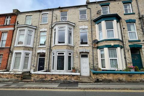 3 bedroom flat to rent, Londesborough Road, Scarborough YO12