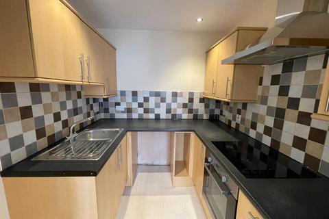 3 bedroom flat to rent, Londesborough Road, Scarborough YO12