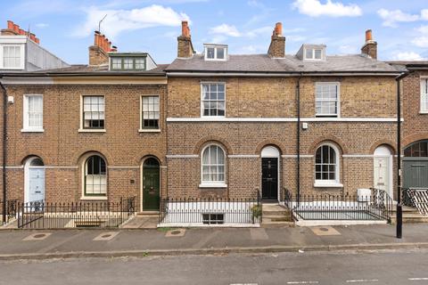 3 bedroom terraced house for sale, Prior Street Greenwich London