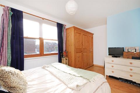 1 bedroom apartment for sale, Mayfield Road, London