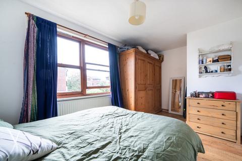 1 bedroom apartment for sale, Mayfield Road, London