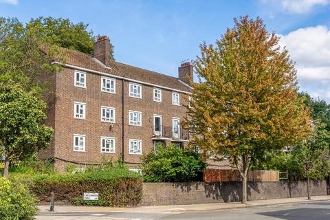 3 bedroom apartment for sale, Castlehaven Road, London, NW1