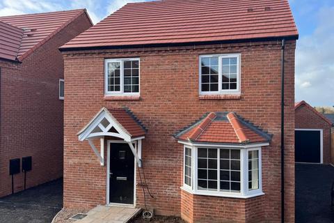 4 bedroom detached house for sale, Thimble Mill Close (Off Oakley Road), Shepshed LE12