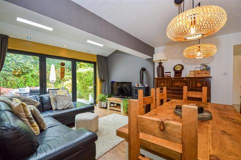 26 Millcroft, Lofthouse, Wakefield, WF3 3TH