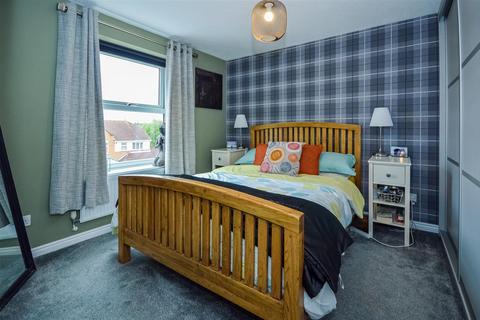 26 Millcroft, Lofthouse, Wakefield, WF3 3TH
