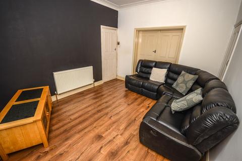 2 bedroom flat for sale, Barehirst Street, South Shields