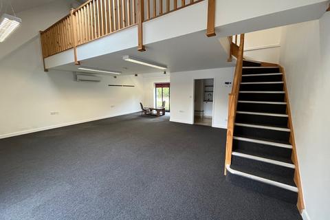 Office to rent, 2 Oak House, Vale View Business Units, Crown Lane South, Ardleigh, Essex, CO7