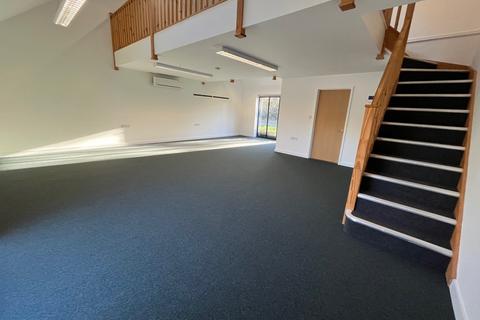 Office to rent, 2 Oak House, Vale View Business Units, Crown Lane South, Ardleigh, Essex, CO7