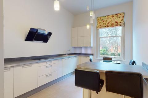 2 bedroom apartment for sale, New Dover Road, Canterbury, CT1