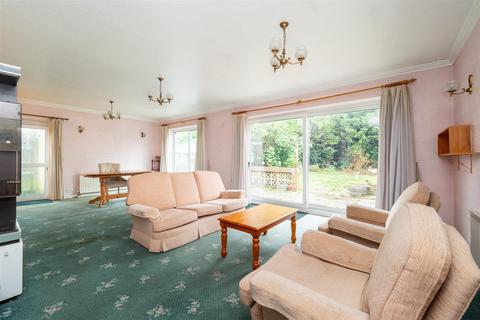 2 bedroom detached bungalow for sale, Greenhill, Sutton