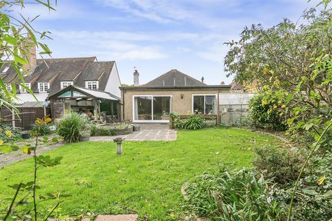 2 bedroom detached bungalow for sale, Greenhill, Sutton