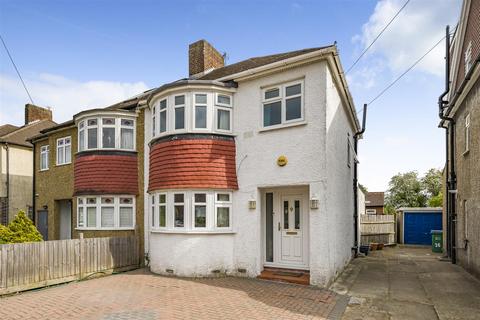 38 Redfern Avenue, Whitton, Hounslow, TW4 5LY