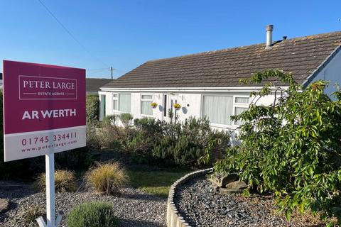5 Eversley Close, Rhyl, LL18 4US