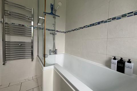 1 East Walk, Barry, CF62 8DA