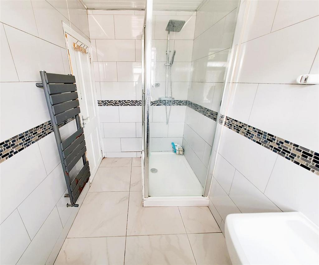 Re Fitted Shower Room
