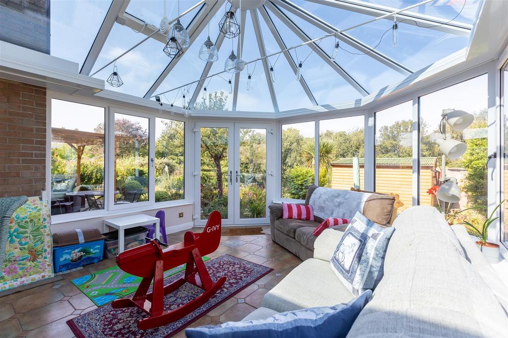Westlands 36 Conservatory-2.jpg