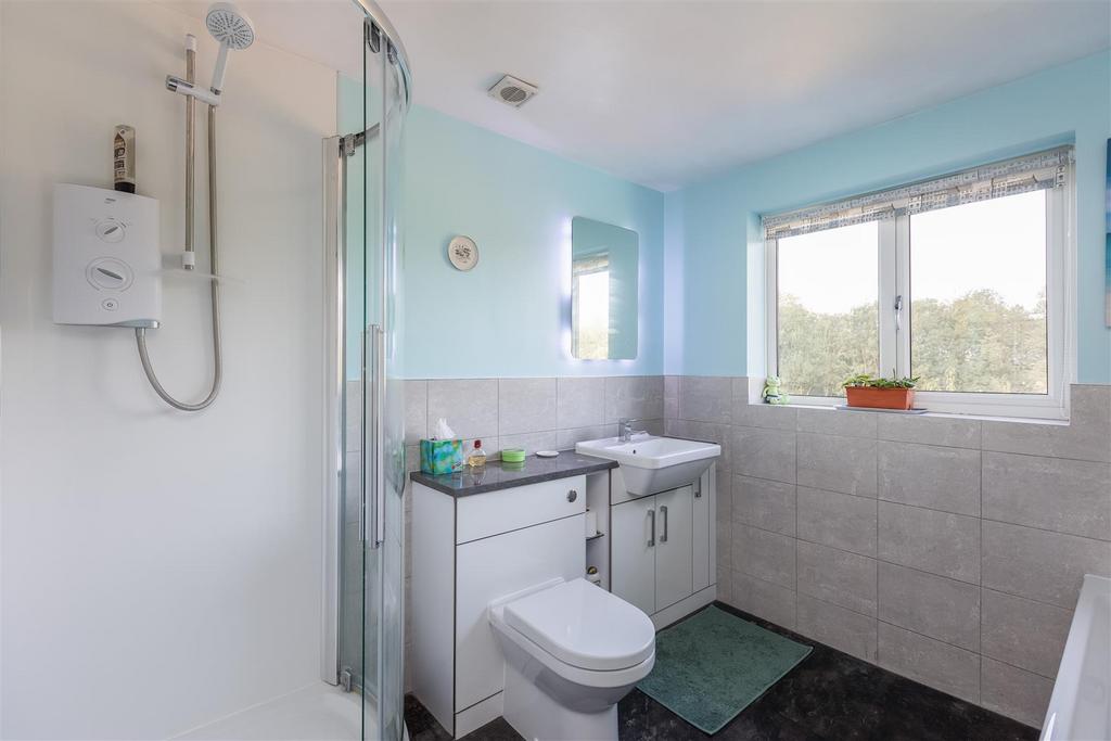 Westlands 36 Bathroom-1.jpg