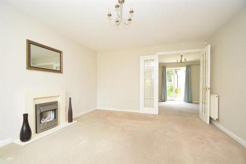 3 bedroom end of terrace house for sale, Beddow Close, Shrewsbury