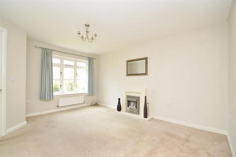 3 bedroom end of terrace house for sale, Beddow Close, Shrewsbury