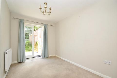 3 bedroom end of terrace house for sale, Beddow Close, Shrewsbury