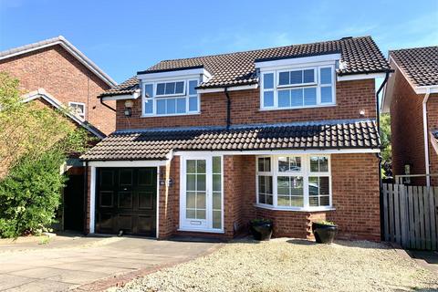 4 bedroom detached house for sale, Sidelands Road, Stratford-Upon-Avon CV37