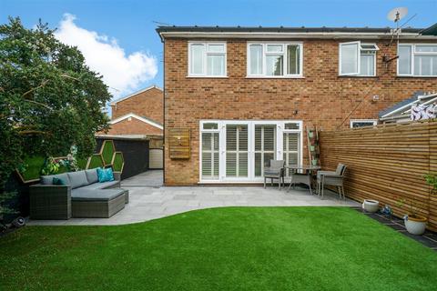 15 Parkside, Halstead, Sevenoaks, TN14 7HA