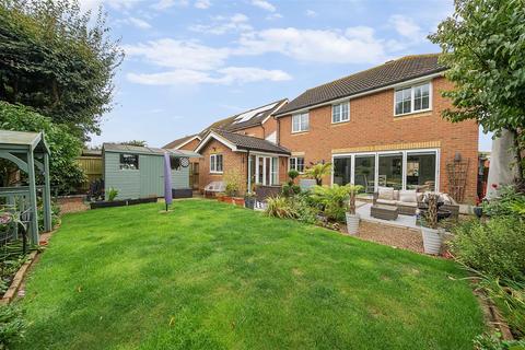 4 bedroom house for sale, Collar Makers Green, Ash, Canterbury