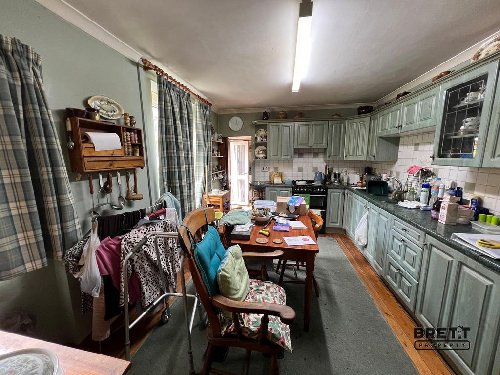 Kitchen/Breakfast Room