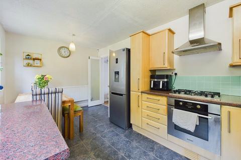 2 Enborne Close, Tuffley, Gloucester, GL4 0RE