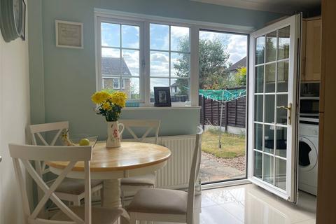 18 Riversdale, Northfleet, Gravesend, DA11 8SR