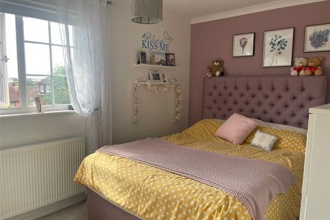 18 Riversdale, Northfleet, Gravesend, DA11 8SR