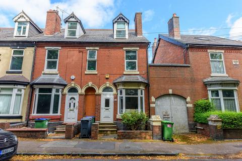 4 bedroom terraced house for sale, Avenue Road, Rowley Regis B65