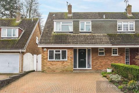 4 bedroom semi-detached house to rent, Bowlers Mead, Buntingford