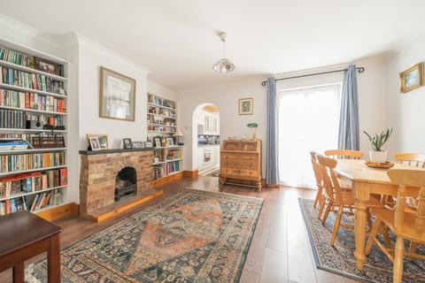 28 Elmbridge Road, Cranleigh, GU6 8NH