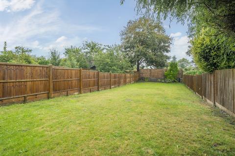 28 Elmbridge Road, Cranleigh, GU6 8NH